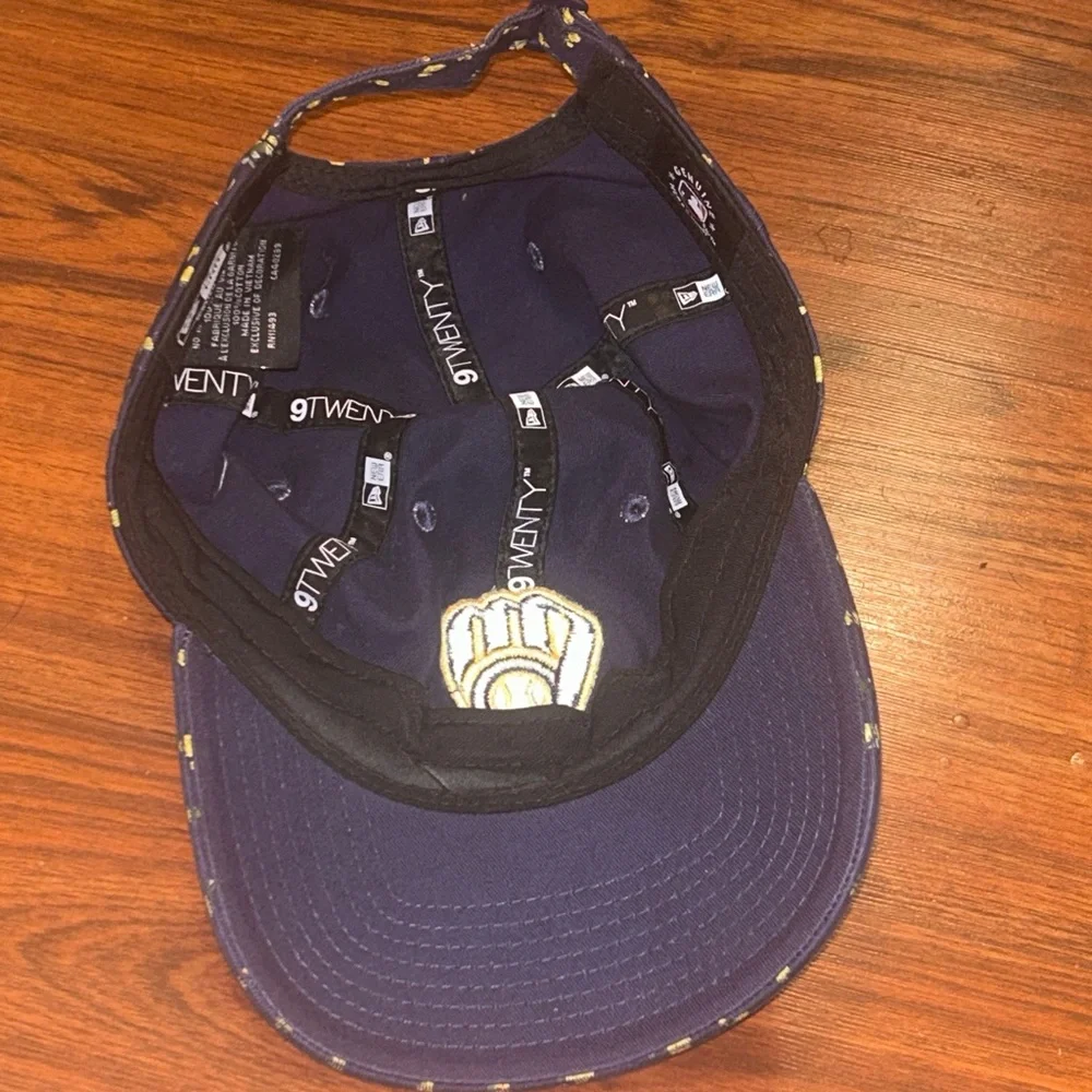 Milwaukee Brewers Women’s Floral 9TWENTY Adjustable Hat